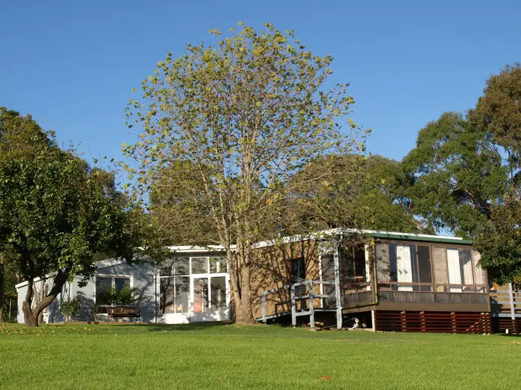 71 Dukes Road, Bruthen VIC 3885