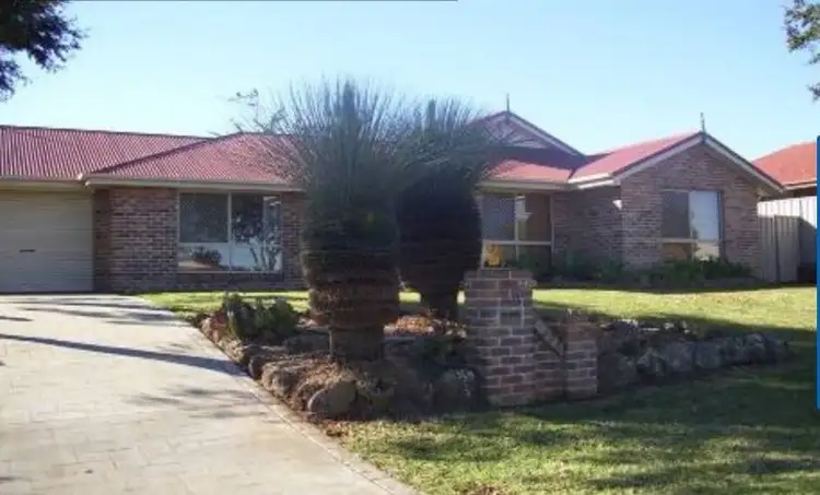 39 Gainsborough Drive, Glenvale QLD 4350