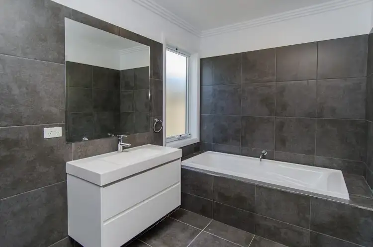 Fifth view of Homely unit listing, Unit 3/19 Trumper Street, Boorooma NSW 2650