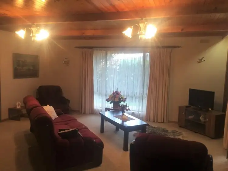 Fifth view of Homely house listing, 2 Disher Avenue, Myrtleford VIC 3737