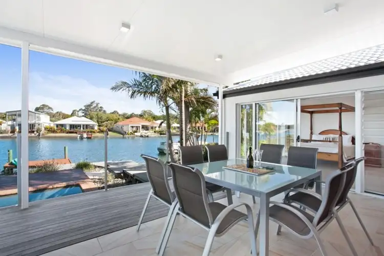 13 Topsails Place