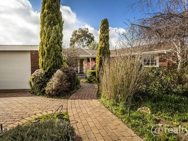 19 Murray Crescent, Rowville VIC 3178