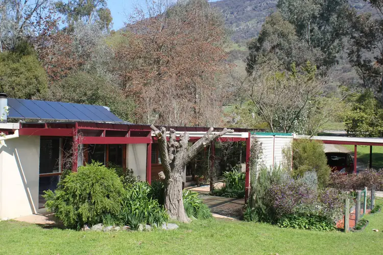 12 Kiewa Valley Highway, Kiewa VIC 3691