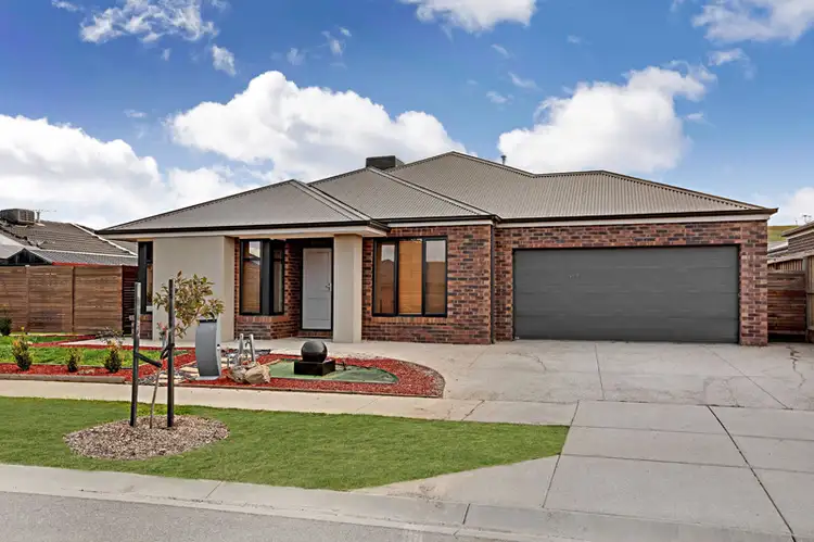 4 GREENVALE AVENUE, Wallan VIC 3756