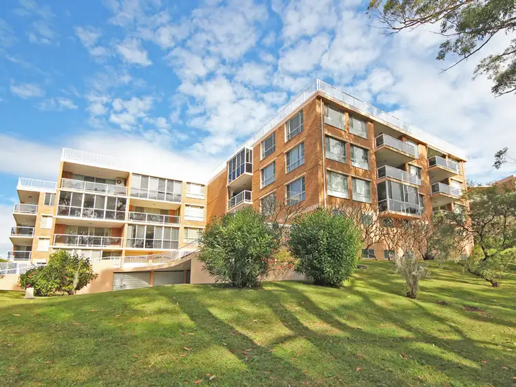 Main view of Homely unit listing, 2/2 Thurlow Avenue, Nelson Bay NSW 2315