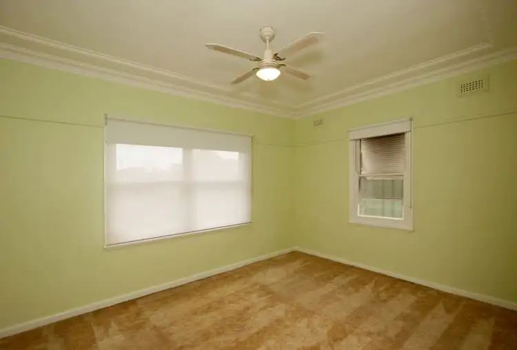 Fifth view of Homely house listing, 35 Ashmont Avenue, Ashmont NSW 2650
