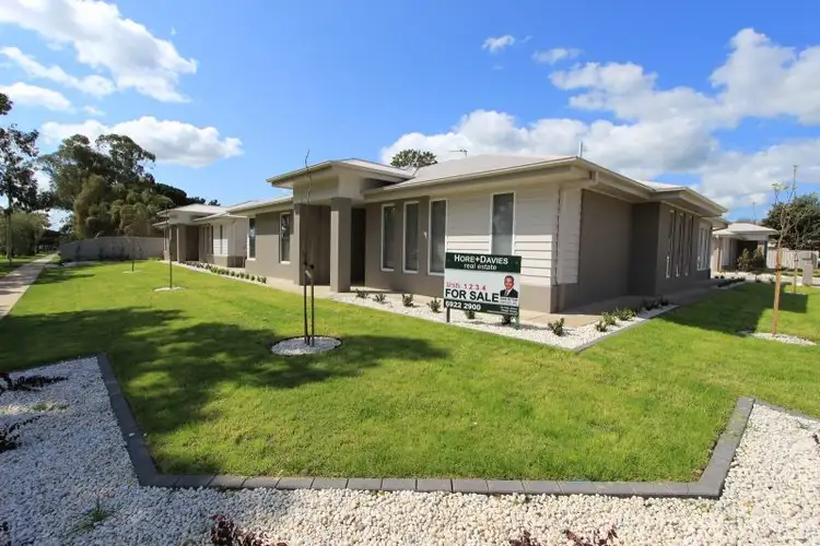Main view of Homely unit listing, 2/1 Craft Street, Lake Albert NSW 2650