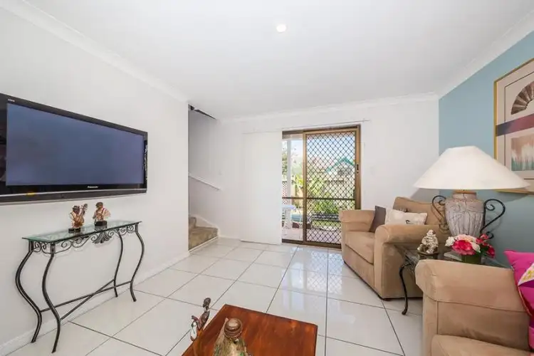 Sixth view of Homely house listing, 1/6 Carl Court, Banksia Beach QLD 4507