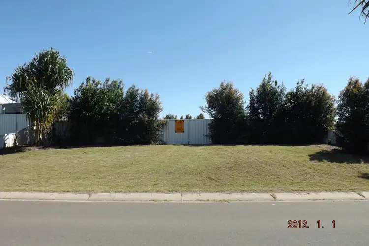 12 Lucas Drive, Burrum Heads QLD 4659