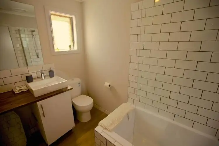 Fifth view of Homely unit listing, 1/40 Chifley Ave, Altona VIC 3018
