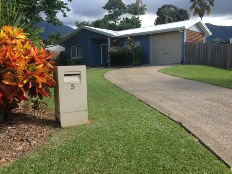 5 Batavia Court, Bentley Park QLD 4869