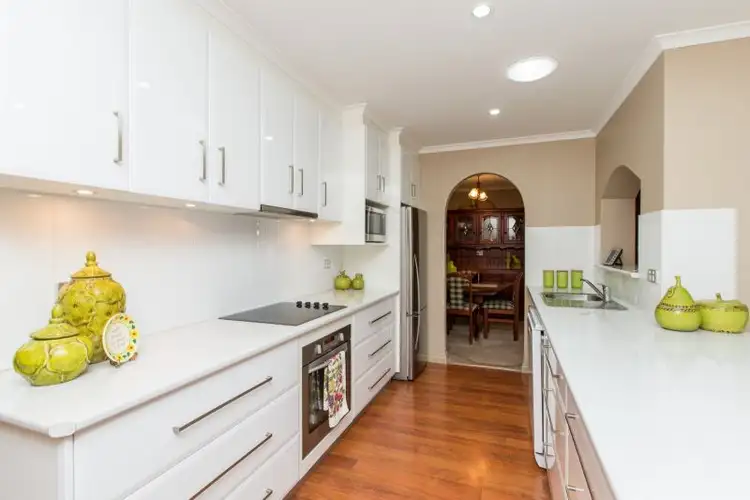 Second view of Homely house listing, 9 Gregory Crescent, Lake Albert NSW 2650