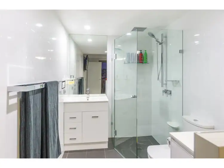 Sixth view of Homely unit listing, 42/7 Landsborough Terrace, Toowong QLD 4066