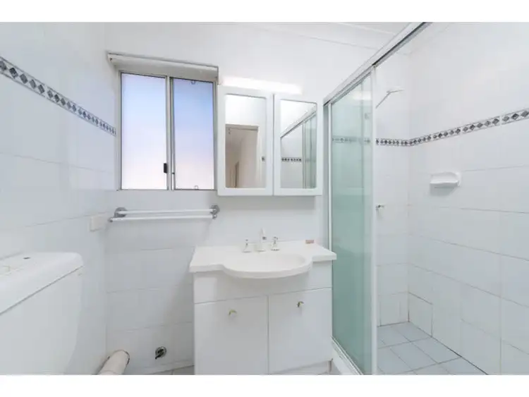 Sixth view of Homely unit listing, 4/18 Augustus Street, Toowong QLD 4066