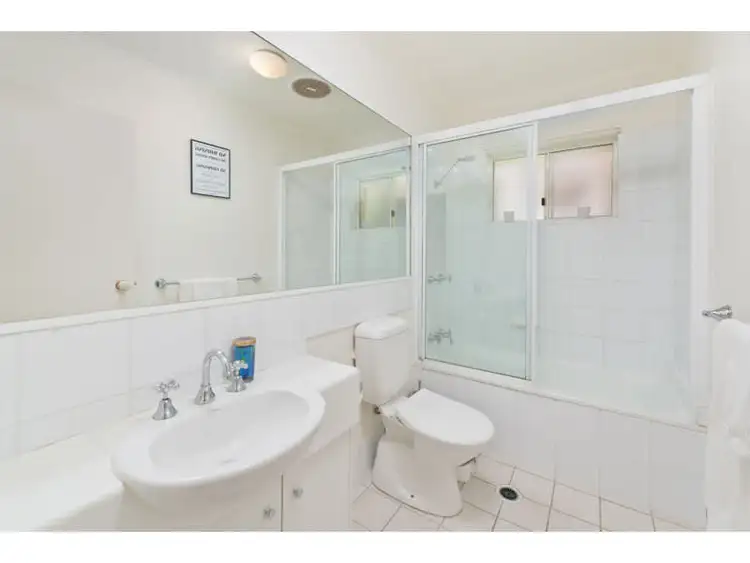 Sixth view of Homely unit listing, 3/120 Carmody Road, St Lucia QLD 4067