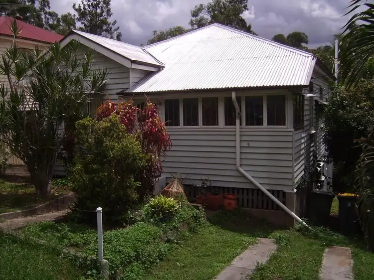 35 Montrose Road, Taringa QLD 4068