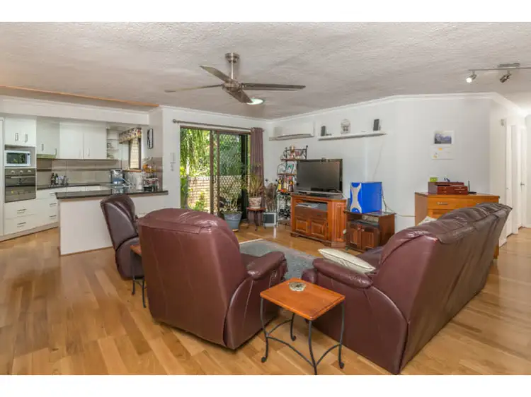 1/33 Rokeby Terrace, Taringa QLD 4068