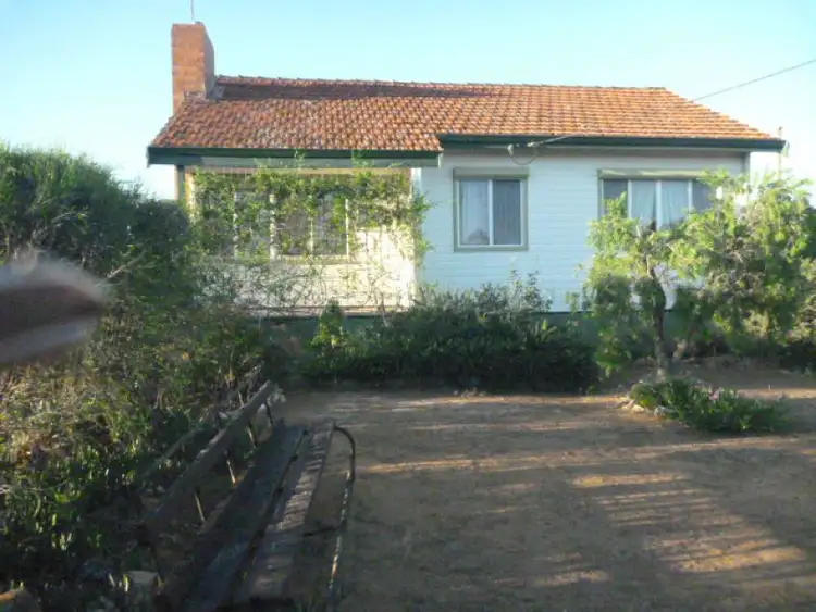 9 Short Street, Mullewa WA 6630