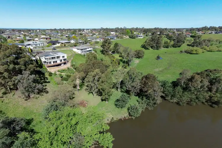 3 Thomas Mews, Bairnsdale VIC 3875