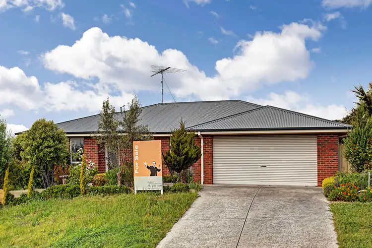 3 CHRYSTOBEL WAY, Kilmore VIC 3764
