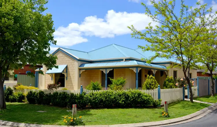 3 Greenstead Street, Mawson Lakes SA 5095