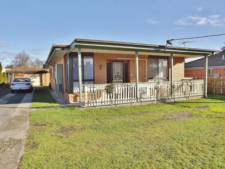 14 Alexander Avenue, Moe VIC 3825
