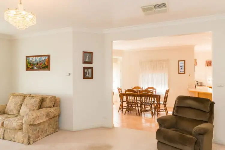 Sixth view of Homely townhouse listing, 5 Magee Court, Horsham VIC 3400