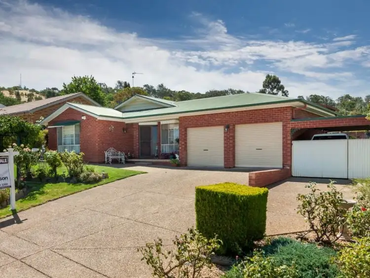30 Amaroo Street, Kooringal NSW 2650