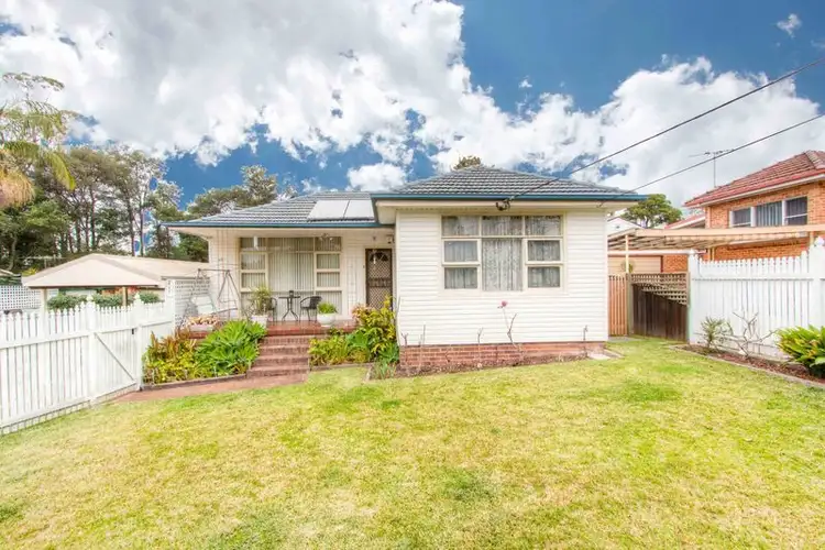 37 Amor Street, Hornsby NSW 2077