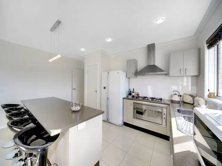 Fifth view of Homely house listing, 39 CARMELO COURT, Hidden Valley VIC 3756