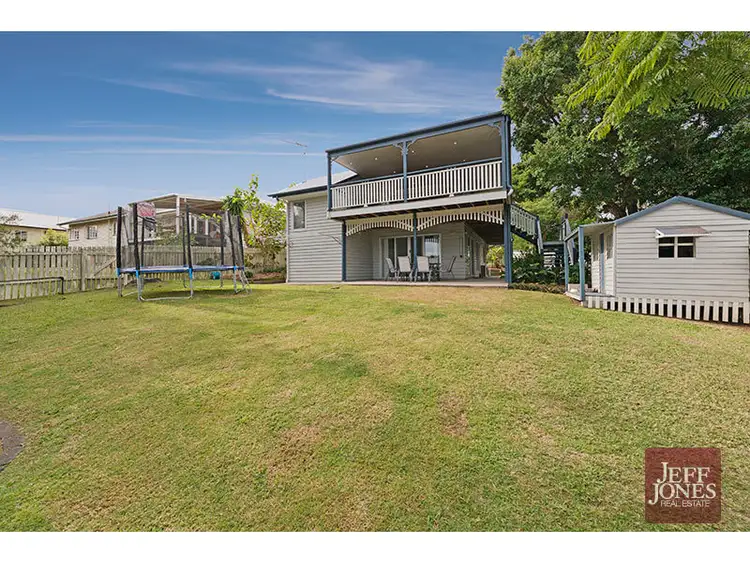 162 Seville Road, Holland Park QLD 4121