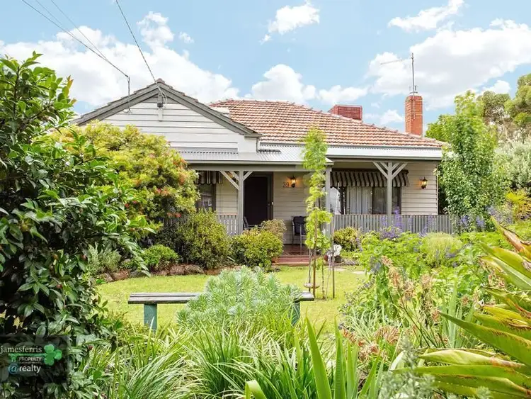 39 Mambourin Street, Werribee VIC 3030