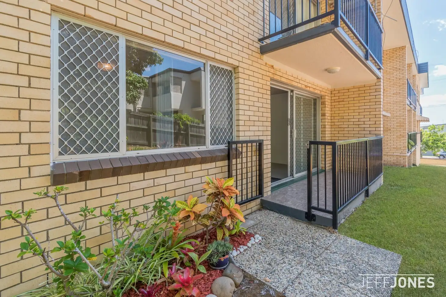 Main view of Homely unit listing, 4/22 Kennington Road, Camp Hill QLD 4152