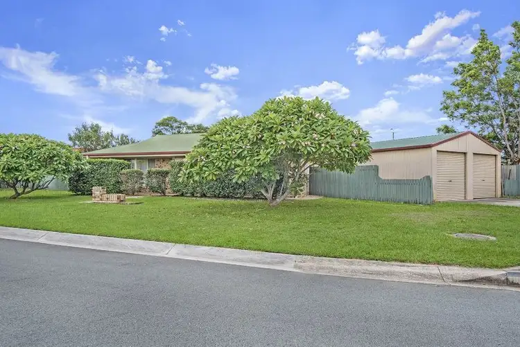 5 Walton Place, Brighton QLD 4017