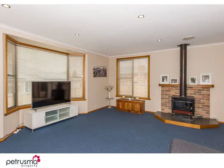 Sixth view of Homely house listing, 1/169 Derwent Avenue, Lindisfarne TAS 7015