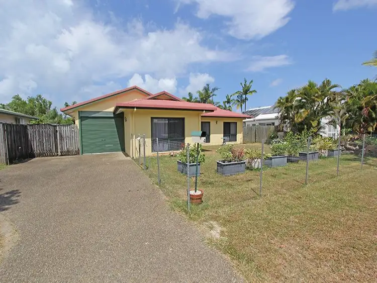 4 Shell Close, Kewarra Beach QLD 4879