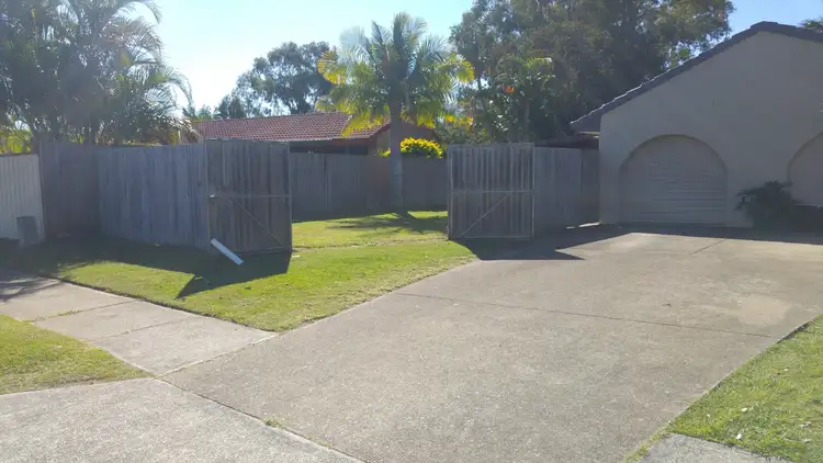 2/50 Botanical Drive, Labrador QLD 4215