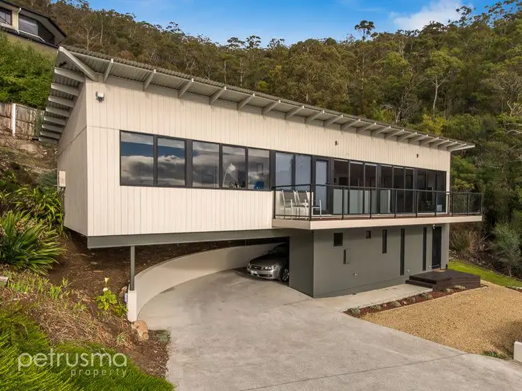 22B Date Court, Sandy Bay TAS 7005