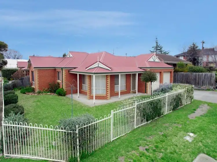 1/11 Marathon Avenue, Hamlyn Heights VIC 3215