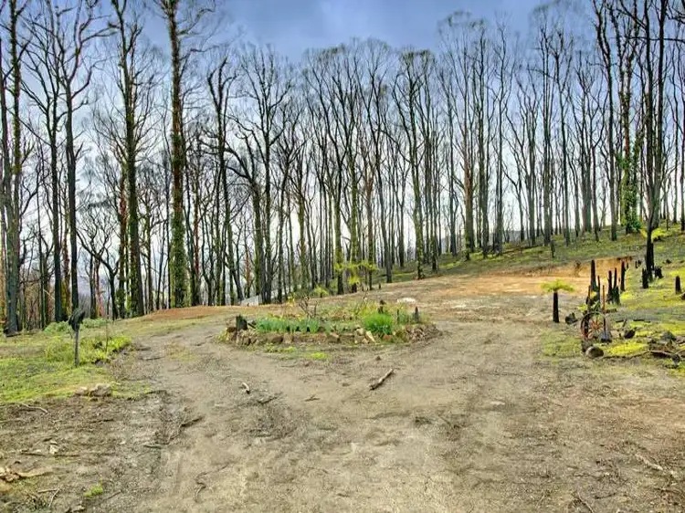 30 Pinchgut Lane, Kinglake VIC 3763
