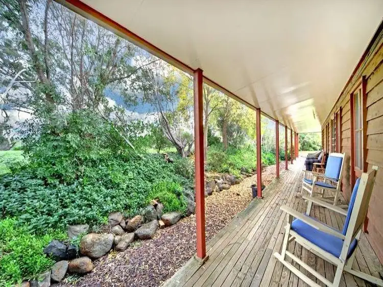 685 Seymour / Pyalong Rd, Tallarook VIC 3659