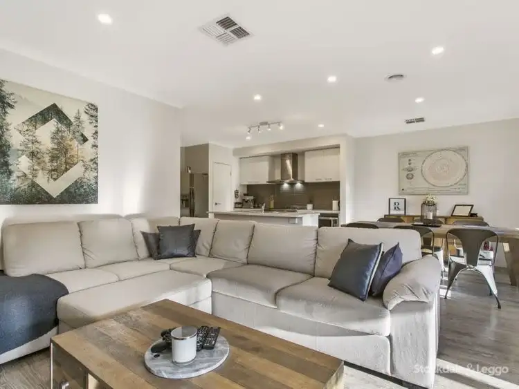 Fourth view of Homely house listing, 9 TIMBLE WAY, Clyde North VIC 3978