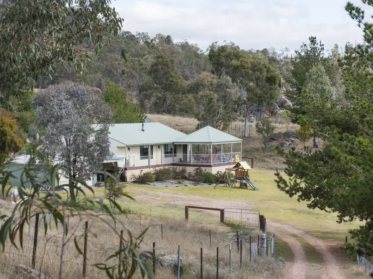 69 Hadabob Rd, Mudgee NSW 2850