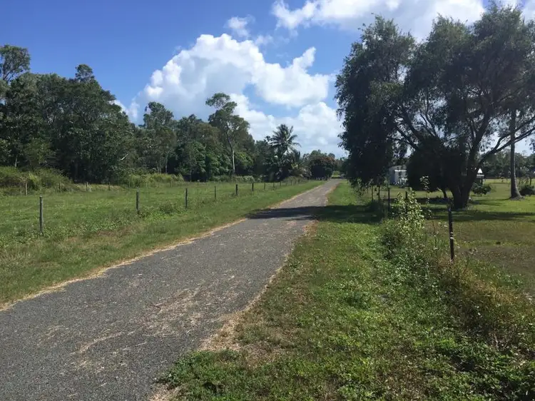 10 Bundesen Avenue, Midge Point QLD 4799