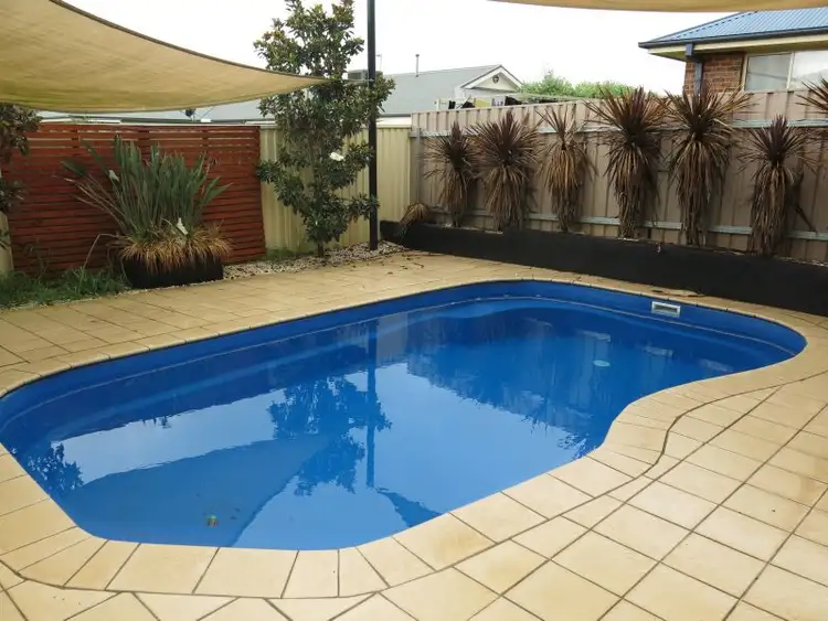 Third view of Homely house listing, 9 Auderdale Close, Bourkelands NSW 2650