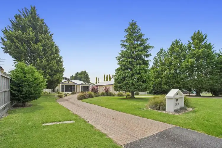 19-21 Tom Jones Court, Narre Warren North VIC 3804