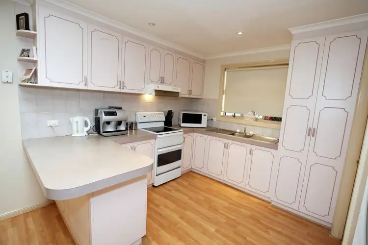 Fifth view of Homely house listing, 1 Chambers Place, Wagga Wagga NSW 2650