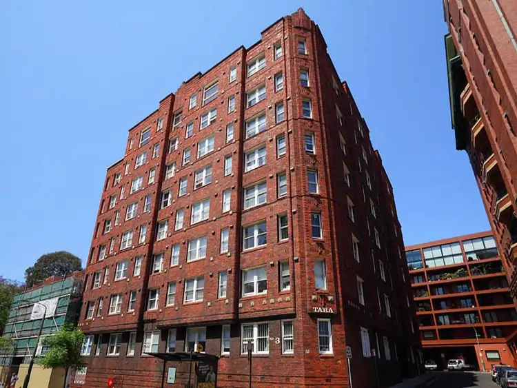 Main view of Homely apartment listing, 204/3-5 Greenknowe Avenue, Elizabeth Bay NSW 2011