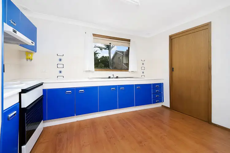 Third view of Homely villa listing, 4/42-46 Anzac Avenue, Engadine NSW 2233