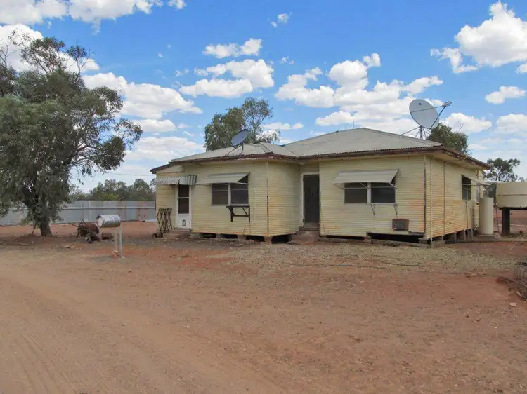 9 Aubrey Street, Fords Bridge NSW 2840